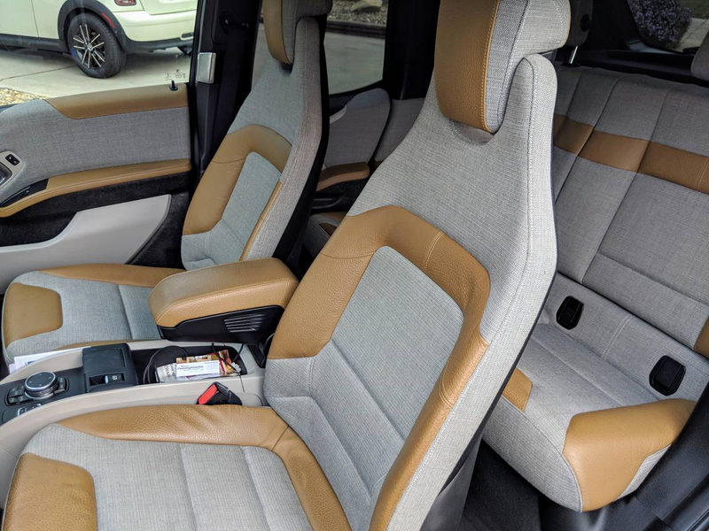 Illustration for article titled At $15,500, Could You Get a Charge Out of This 2014 BMW i3 REX?